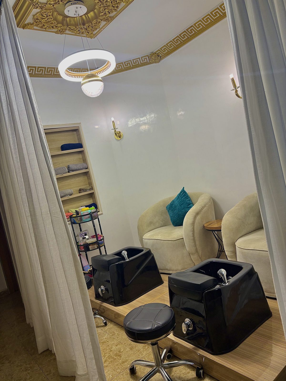 Pedicure Section - view 2