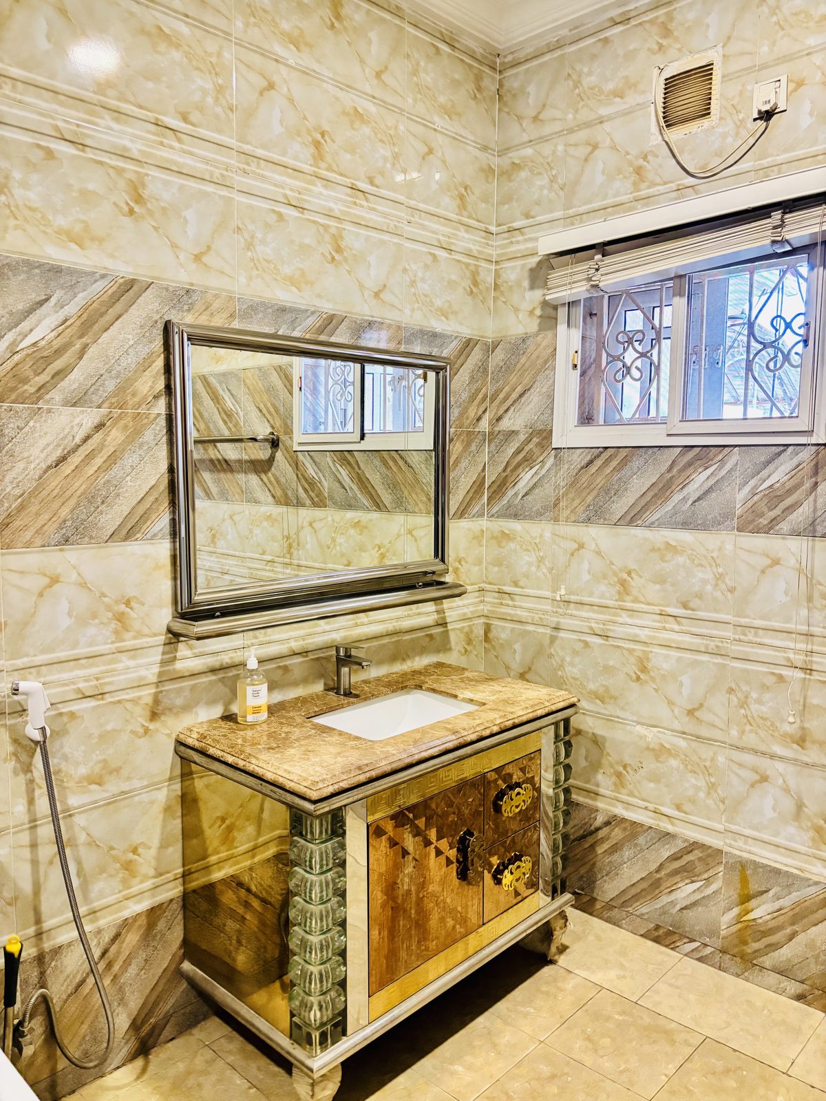 Special Room - view 6
